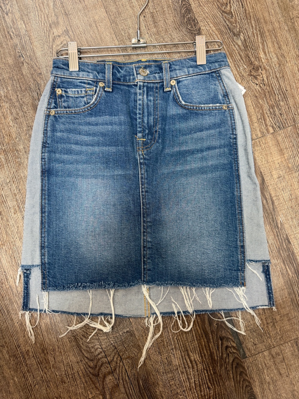 Seven for all man kind skirt